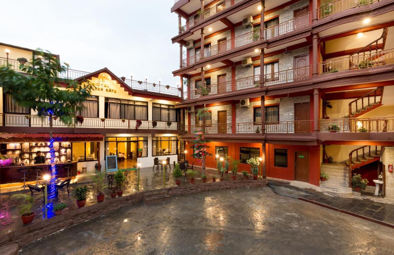 Golden Gate Hotel Pokhara Ngoại thất bức ảnh